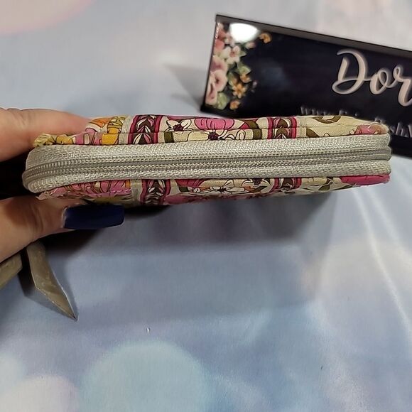 Vera Bradley Wallet / Wristlet / Clutch in Tea Party Print - Picture 13 of 15